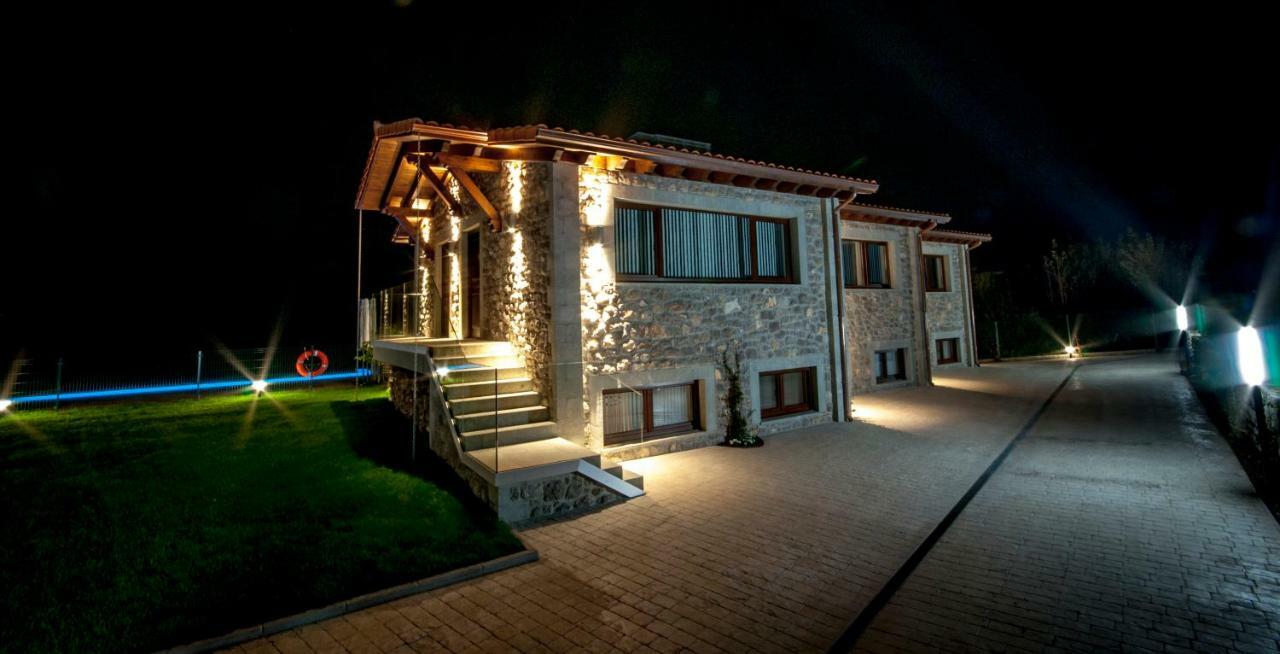 Bufones De Pria Apartamentos Rurales Garaña Екстериор снимка